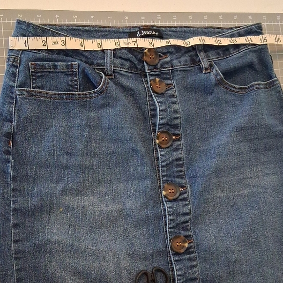 d. jeans Blue Button-Down Denim Skirt - Picture 4 of 7